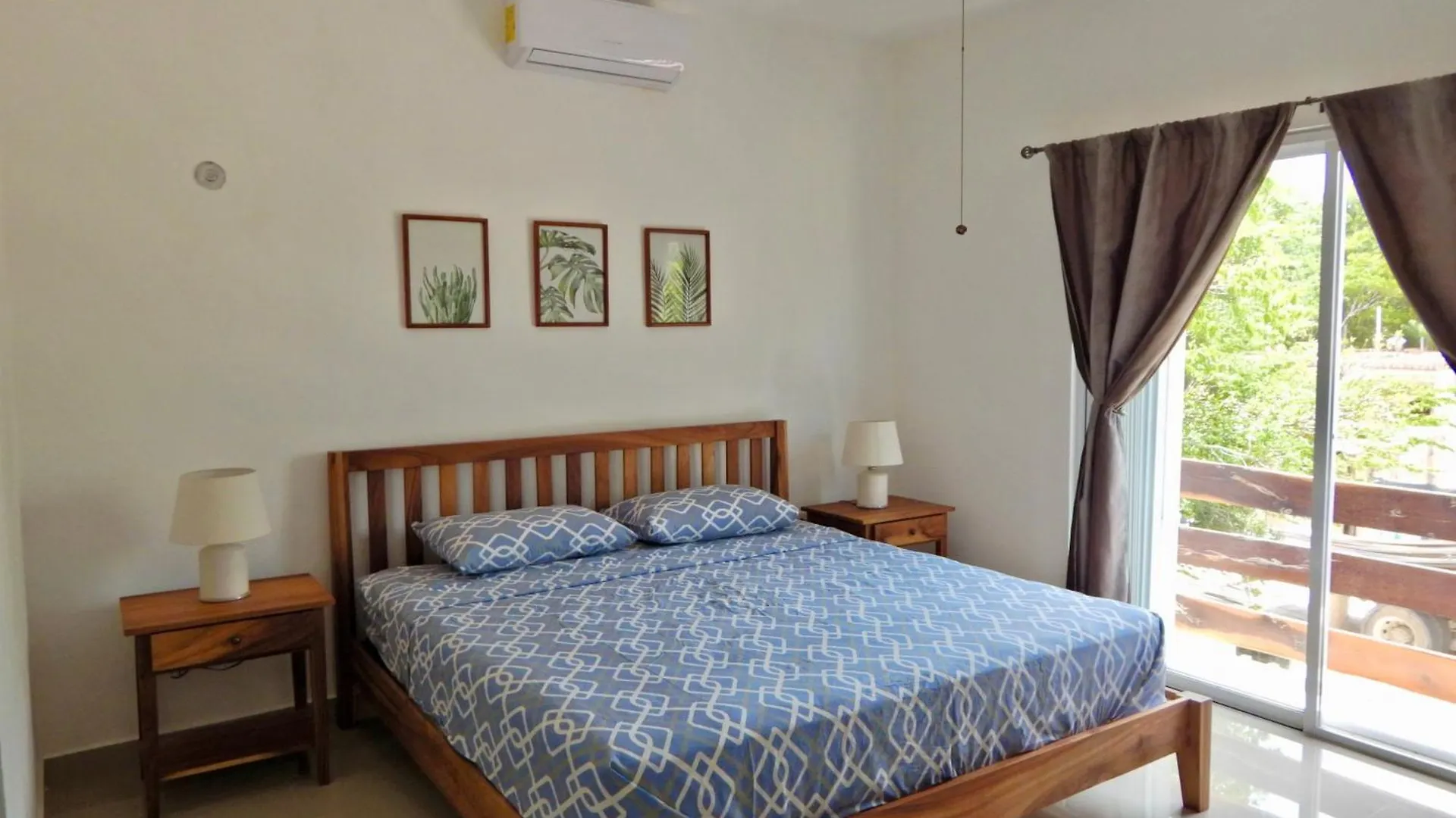 2 Br-House In Puerto Morelos With Stunning View
